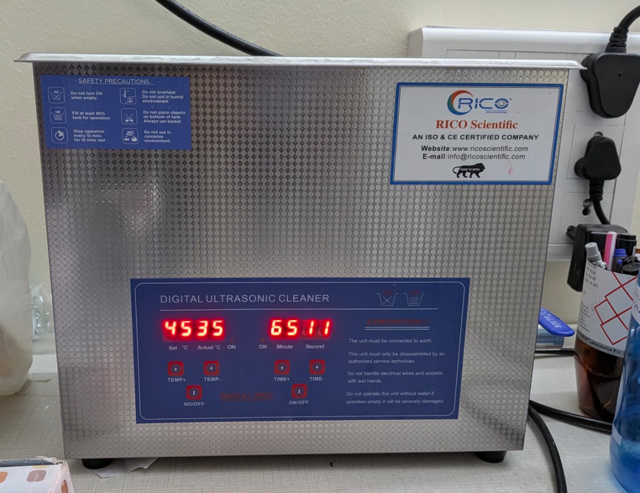 Digital ultrasonic cleaner at Yash ChromTec